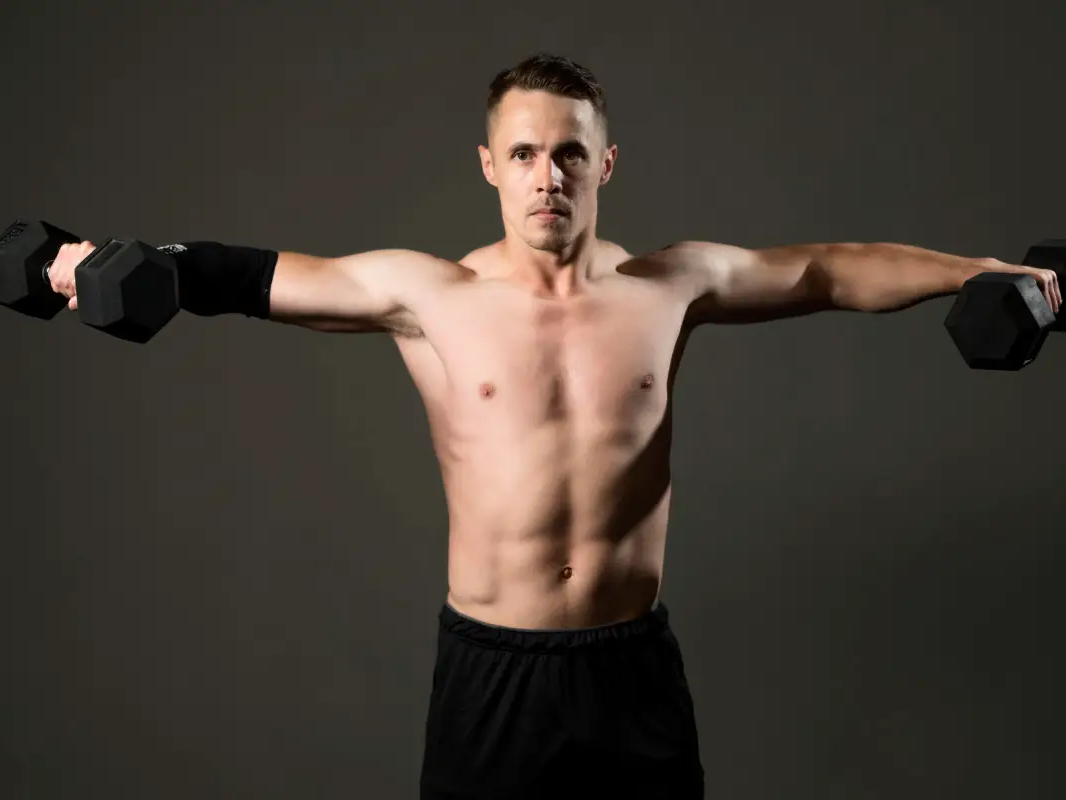 dumbbell lateral raise2